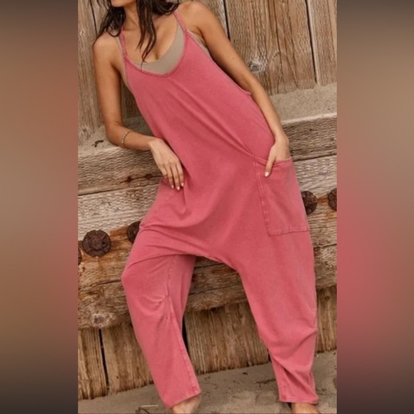 Exlur Pink Sleeveless Jumpsuit with Pockets - Picture 1 of 2